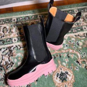 Pink Tire Boots Bottega Veneta